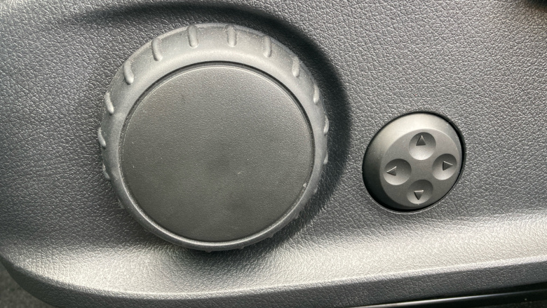 Mercedes-Benz Eqa 350 4M 215kW AMG Line Executive 66.5kWh 5dr At Electric Hatchback